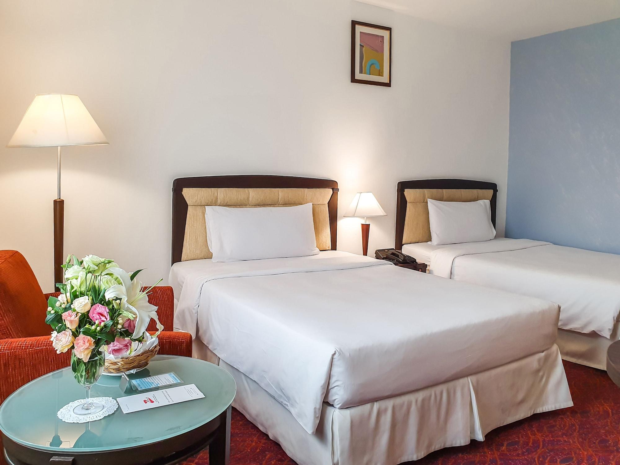 בנגקוק Zenith Sukhumvit Hotel מראה חיצוני תמונה
