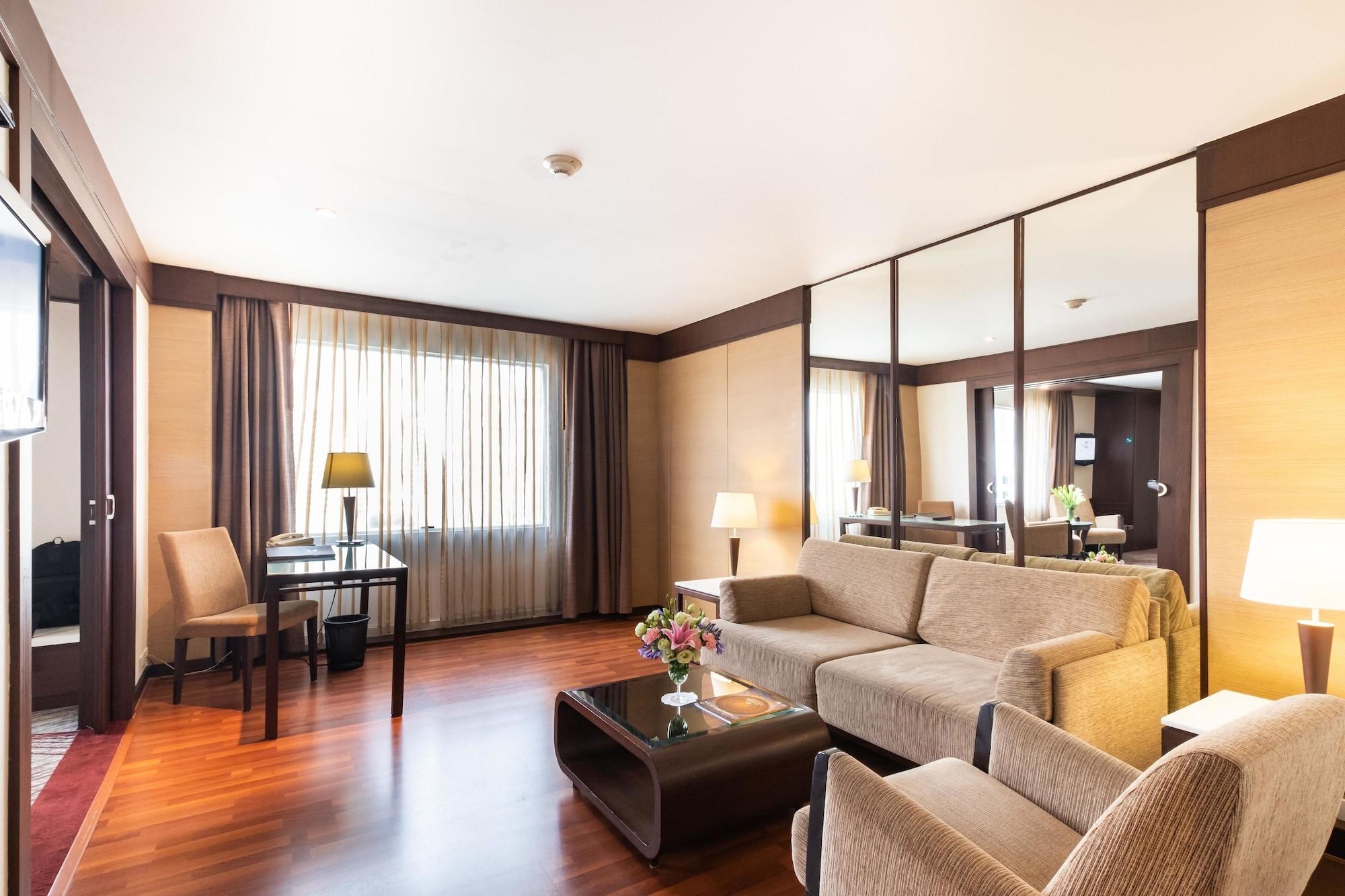 בנגקוק Zenith Sukhumvit Hotel מראה חיצוני תמונה