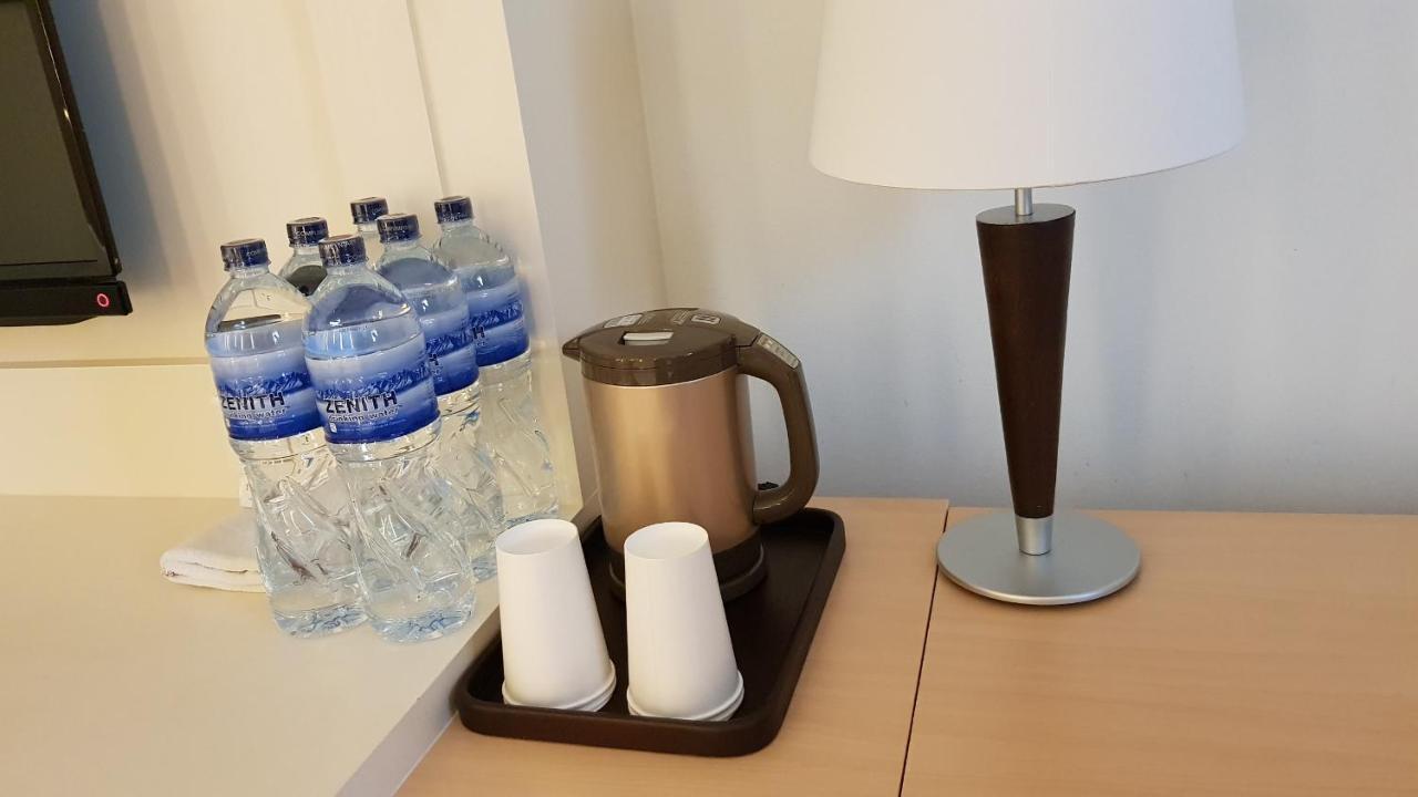 בנגקוק Zenith Sukhumvit Hotel מראה חיצוני תמונה