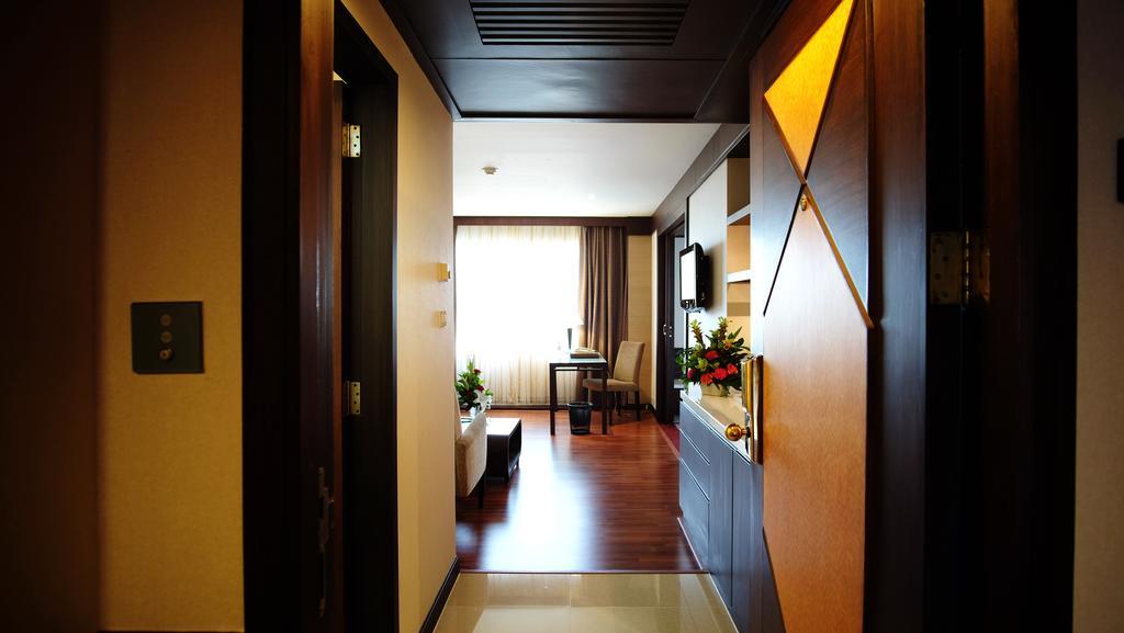 בנגקוק Zenith Sukhumvit Hotel מראה חיצוני תמונה