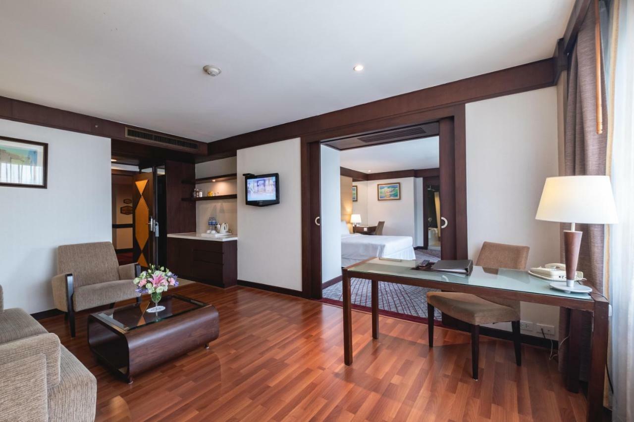 בנגקוק Zenith Sukhumvit Hotel מראה חיצוני תמונה
